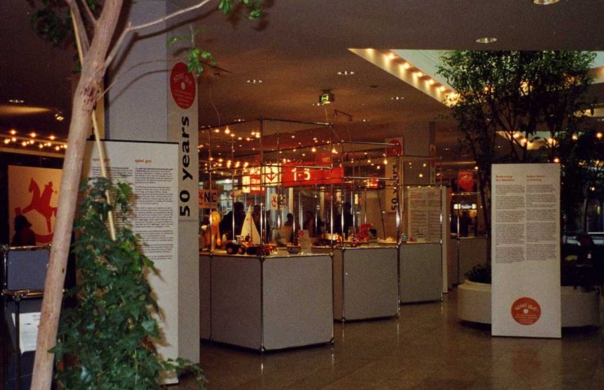 spielgut_page_geschichte_2005_01 Sonderausstellung bei der Spielwarenmesse in Nürnberg